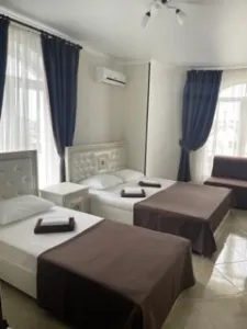 Императоръ - номер 4х местный улудшенный без балкона (с эркером) - фото 1