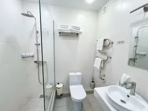 Отель'' Grand Sapphir Apartament'' - номер Family -комнатный 6-местный - фото 11