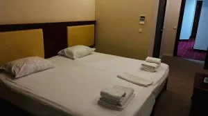 Crystal Appart Hotel - номер эконом  - фото 6