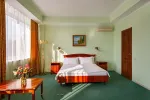 Отель '' Devon Resort - номер Полулюкс 2 местный 1 комнатный - фото 1