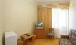 Санаторий «Приморье» - номер 2-комнатный 2-местный «стандарт» (Главный спальный корпус) - фото 3