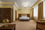 Отель '' Devon Resort - номер Люкс 2 местный 2 комнатный - фото 1