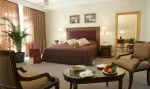 Гранд Отель ''Поляна'' - номер Люкс Панорамный 4-местный 3-комнатный - фото 4