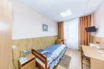 Частное лечебно-профилактическое учреждение «Санаторий «Хилово» - номер Стандарт 2-местный 2-х комнатный 4 корпус - фото 1
